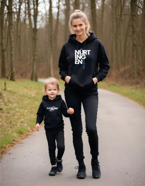 Recyceltes Unisex-Sweatshirt mit Kapuze schwarz inkl. Druck